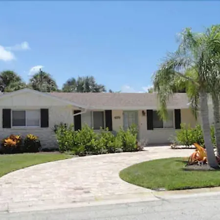 Bay Palms Three Bedroom Villa